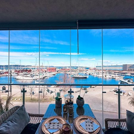 Holmestrand, Leilighet Pa Bryggekanten Buitenkant foto